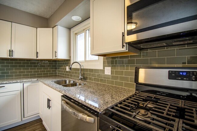 Foto del edificio - 2826 Bryan Ave