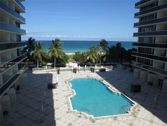 Building Photo - 9595 Collins Ave