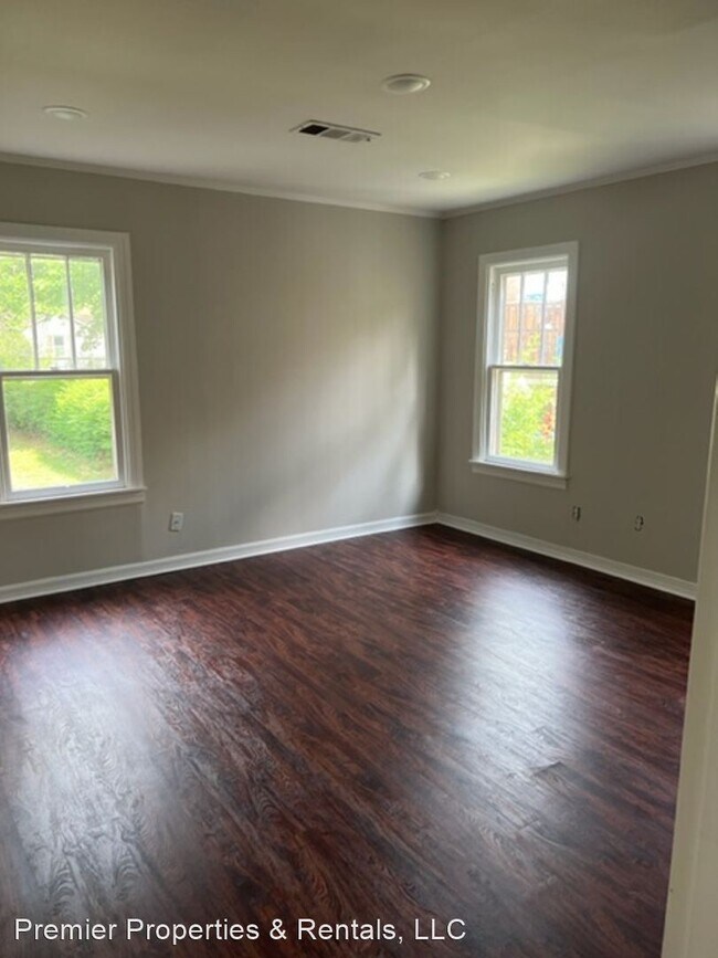 Building Photo - 3 br, 1 bath House - 1305 Turner St