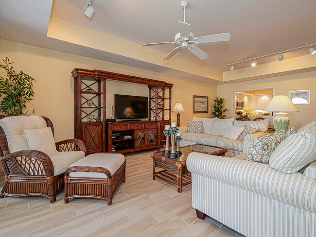 Foto del edificio - 5225 E Harbor Village Dr