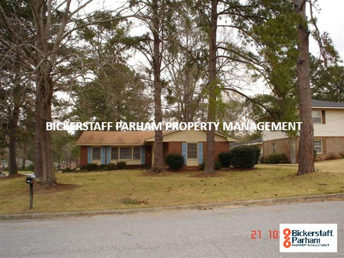 Foto principal - Charming Home In Columbus, GA Off Of Reese...