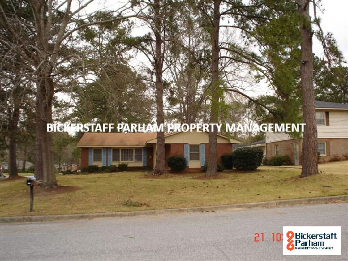 Primary Photo - Charming Home In Columbus, GA Off Of Reese...