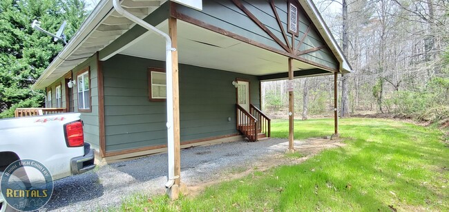 Building Photo - Beautiful 3bd/1ba Home in Lenoir