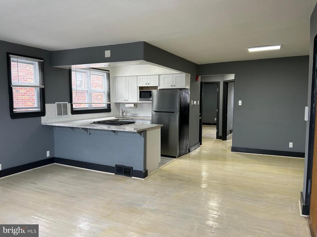 Foto principal - 8305-7 Michener Ave