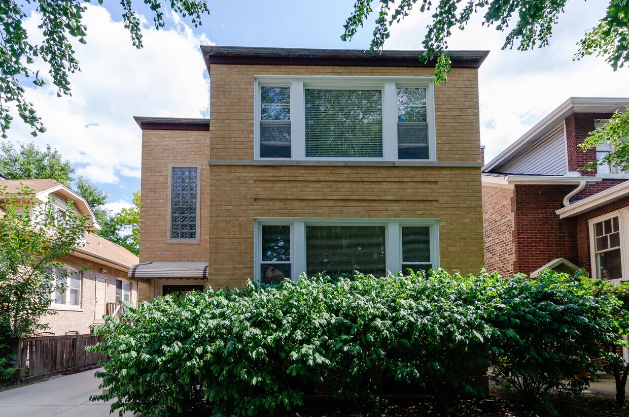 Foto principal - 1014 S Oak Park Ave