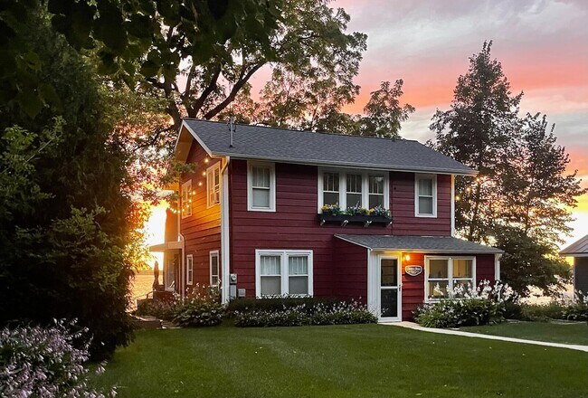 Foto del edificio - 1415 S Shore Dr