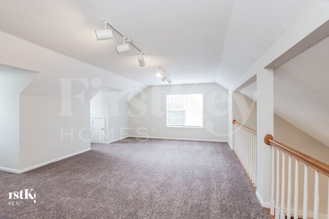 Foto del edificio - 7031 Reedy Creek Rd