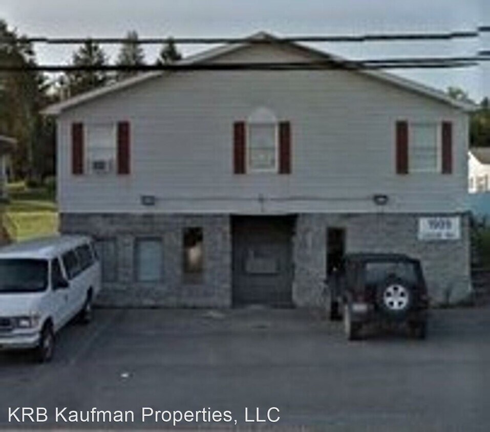 Primary Photo - 2 br, 1 bath House - 1909 Locust Avenue Apt 4