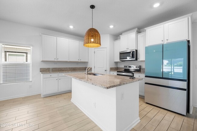 Building Photo - 3239 Golden Eye Dr