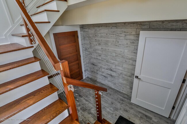 Foto del edificio - 213 Johnson Rd