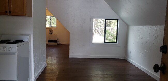 Foto del edificio - 26481 Crystal Rd