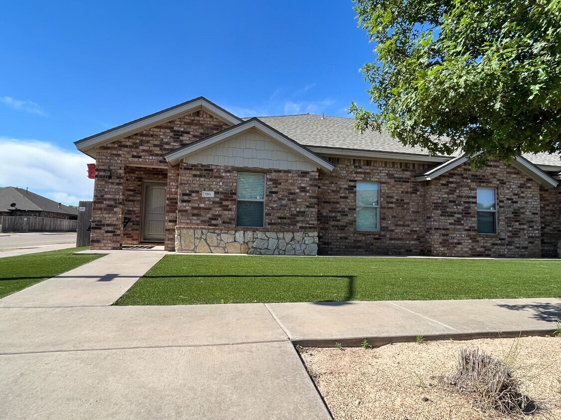 3201 112th St, Lubbock, TX 79423 Townhome Rentals in Lubbock TX