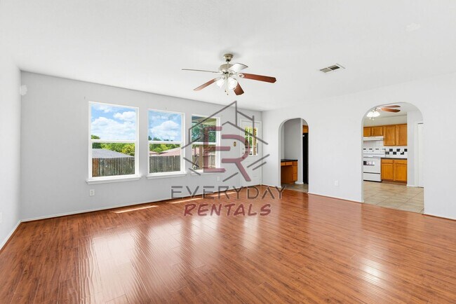 Building Photo - 2513 Haven Dr
