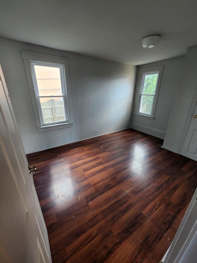 Foto del edificio - 2 Bedroom House- Ready for move in!