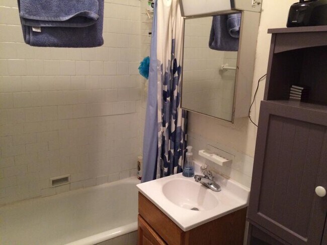 Foto del edificio - 1170 Massachusetts Ave