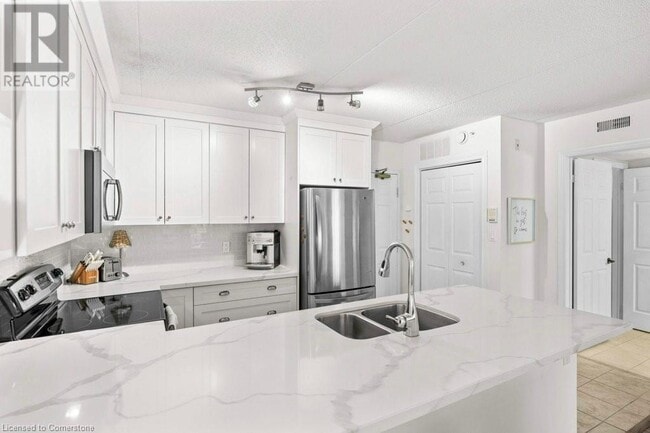 Building Photo - 4015 Kilmer Dr