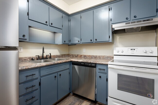 Foto del edificio - The Oak Grove Village Apartments