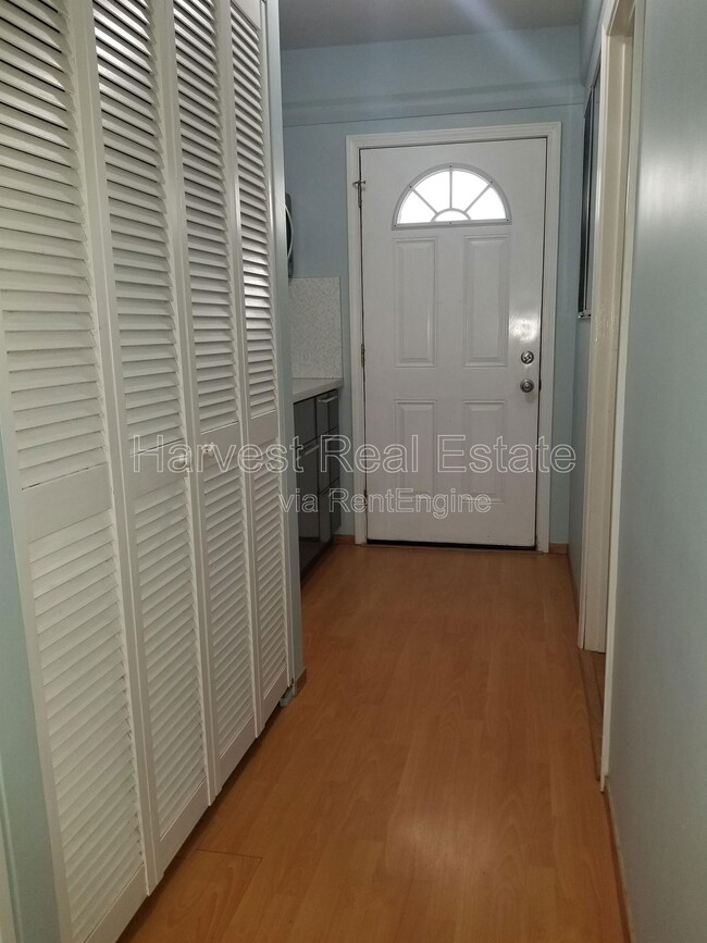 Foto del edificio - 415 Westmoor Ave