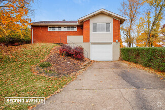 Building Photo - 409 Princeton Dr