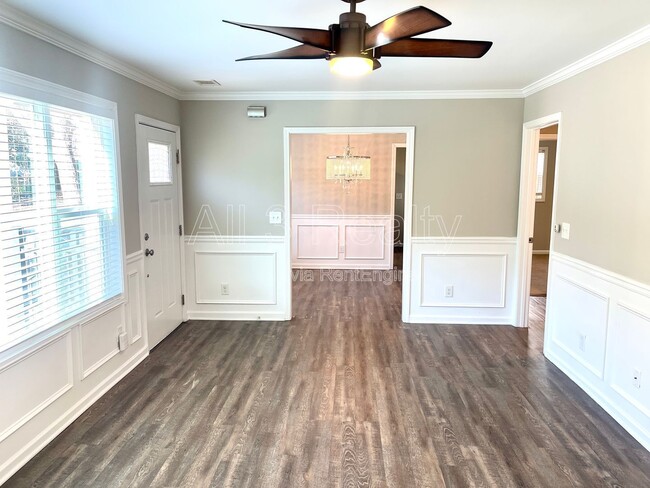 Photo - 2626 Blount St House