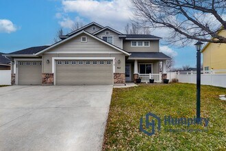 Building Photo - 862 E Stormy Dr