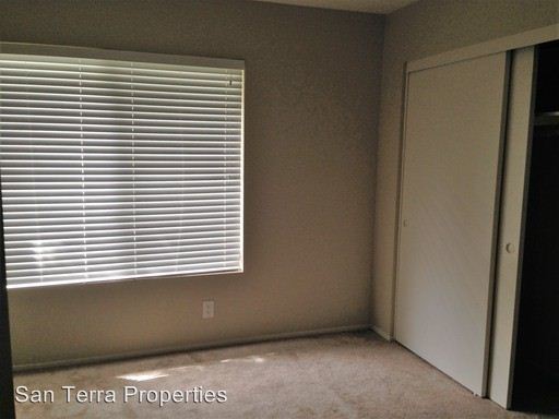 Building Photo - 10666 Escobar Dr