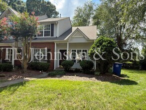 Building Photo - 3355 Kensington Pl