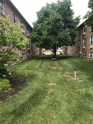 Building Photo - The Flats of Clintonville