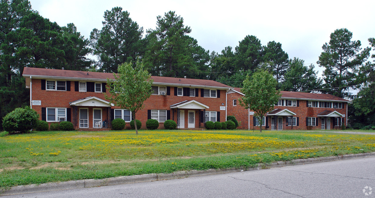 Primary Photo - 308-312 Dacian Rd
