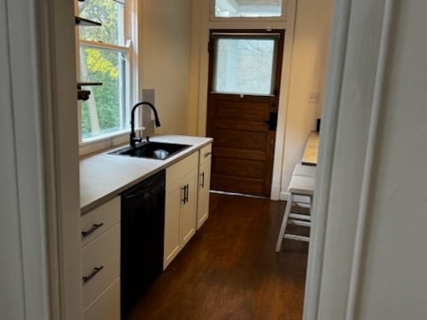 Building Photo - 517 Camden Ave