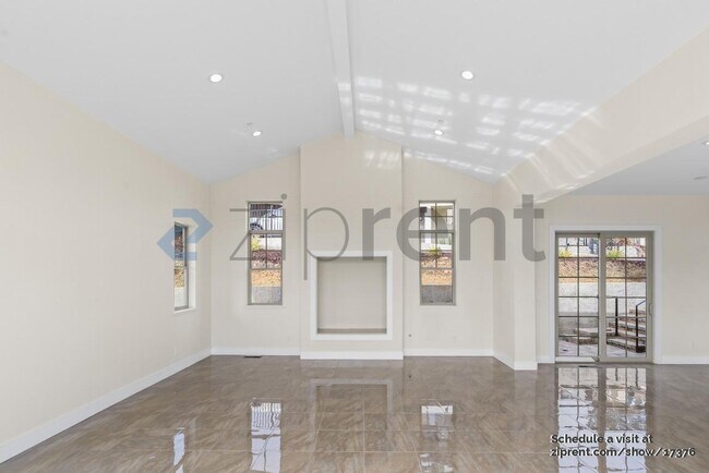 Building Photo - 2630 Tribune Ave