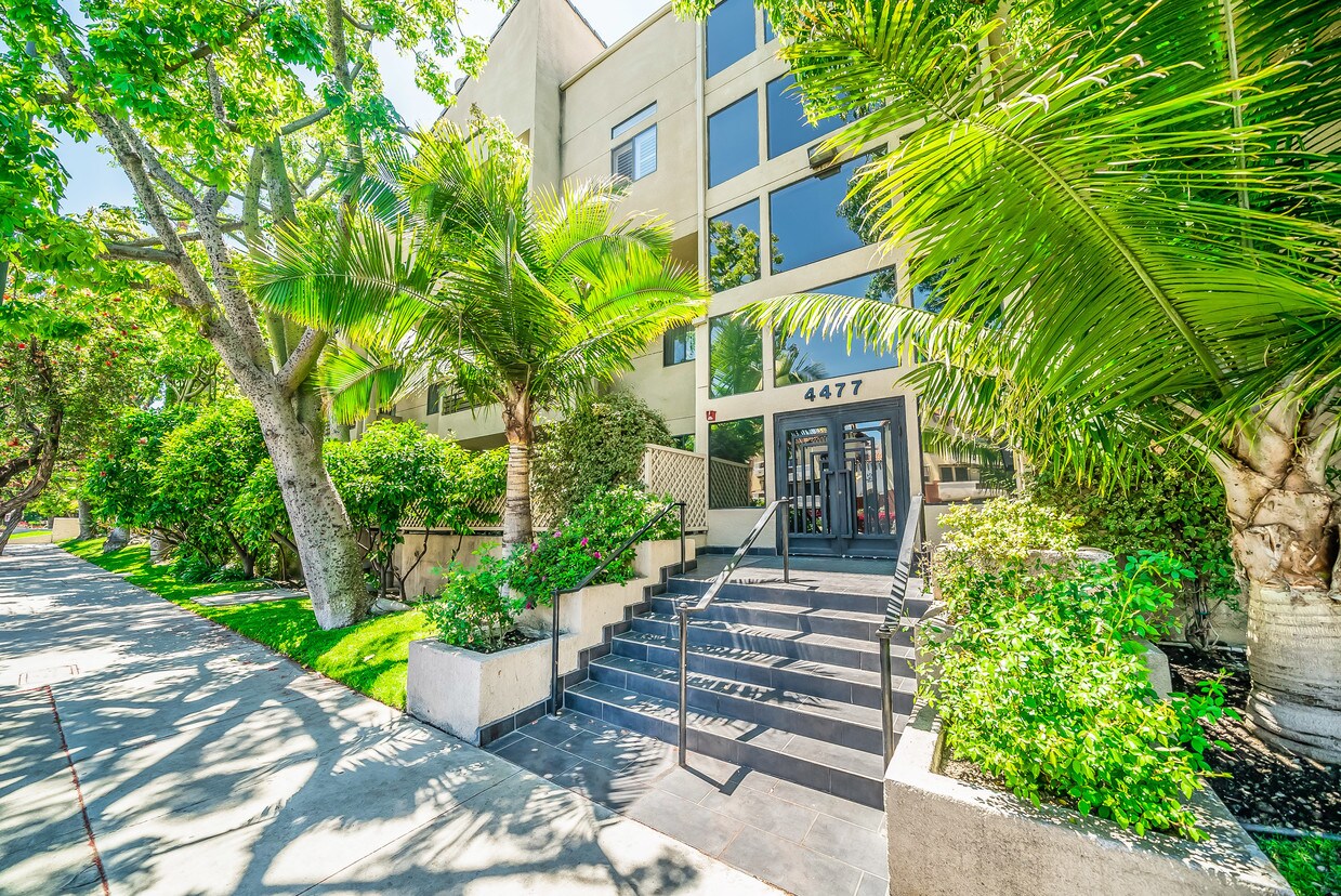4477 Woodman Ave, Los Angeles, CA 91423 Condo for Rent in Los Angeles, CA