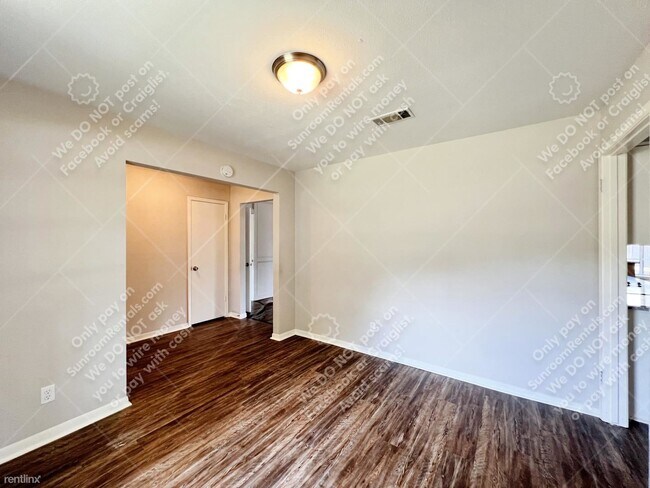 Foto del edificio - 3 br, 2 bath House - 15707 Lone Tree Dr