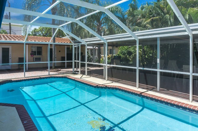 Foto del edificio - 501 Venice Ave W