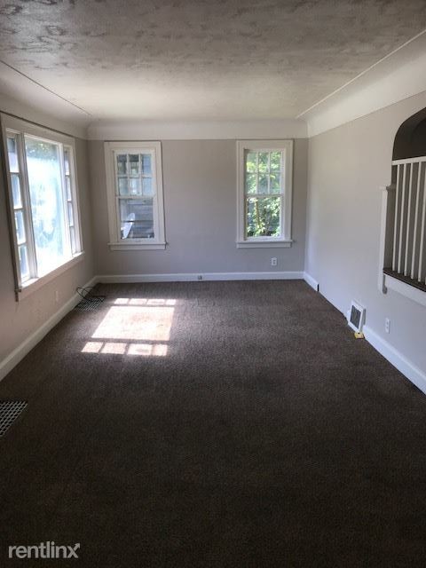 Foto del edificio - 3 br, 1.5 bath House - 460 E Isabella Ave