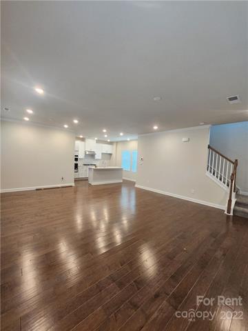 Building Photo - 517 Cranford Dr