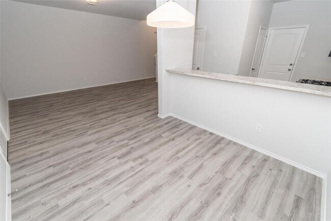 Foto del edificio - 5607 Cobark Creek Trl