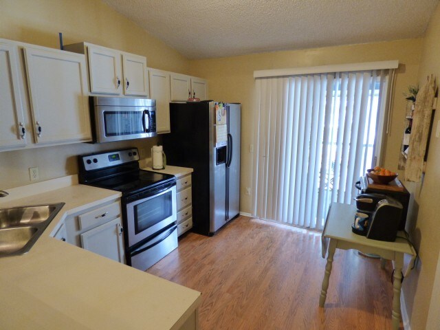 Foto del edificio - 5417 Lake Margaret Dr