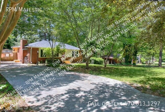 Photo - 2118 Rosser Terrace House