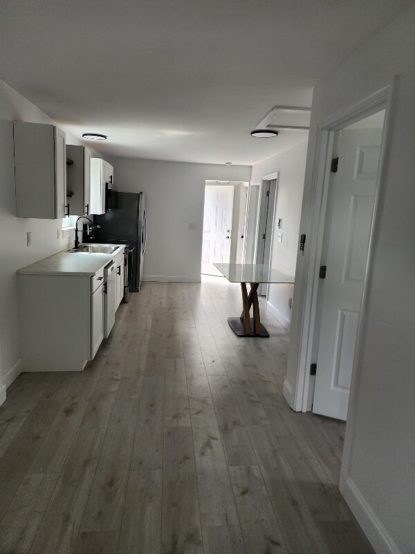 Foto del edificio - 300 N Evans St