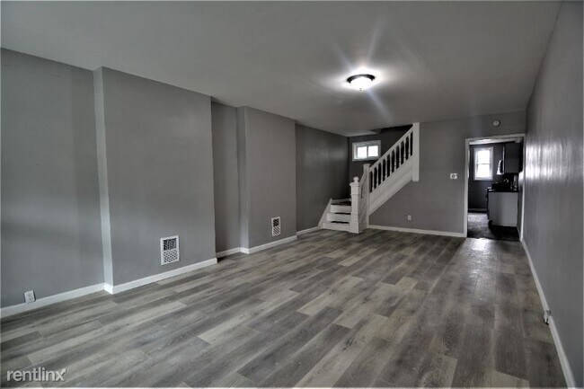 Building Photo - 5 br, 1 bath House - 1428 1/2 W Liberty St