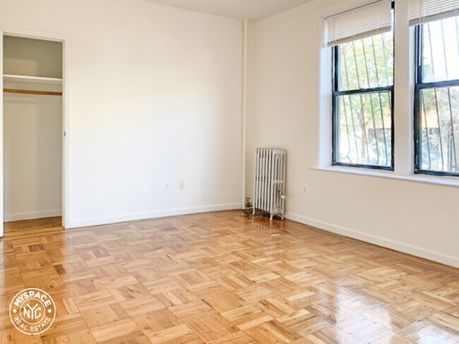 Foto del edificio - 332 Starr St