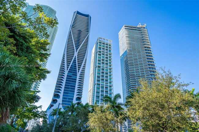 Foto del edificio - 1100 Biscayne Blvd