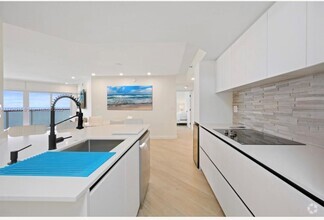 Building Photo - 6767 Collins Ave
