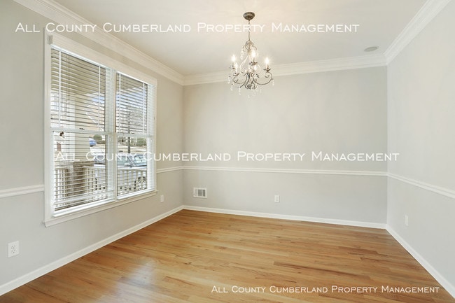 Building Photo - BEAUTIFUL MABLETON HOME!!!!
