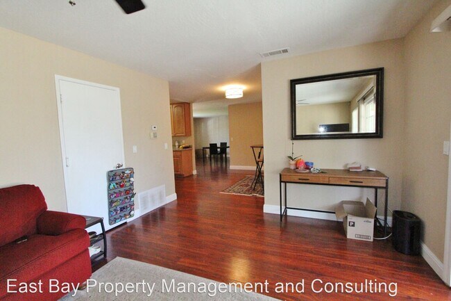 Building Photo - 4 br, 2 bath House - 31382 Santa Elena Way