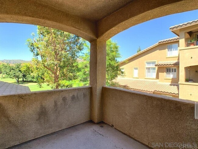 Building Photo - 3183 Dehesa Rd