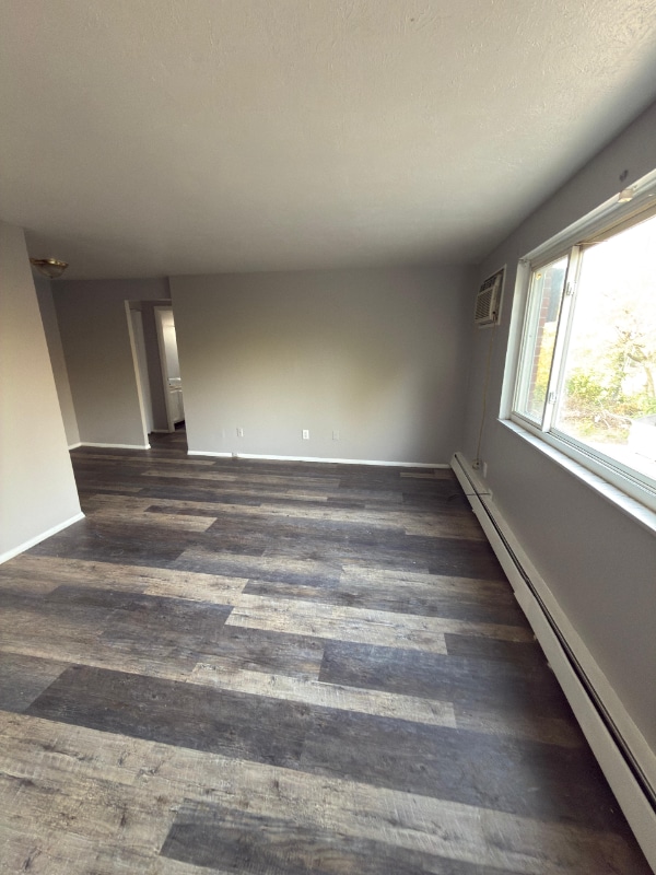 Photo - 14835 Euclid Ave Apartment