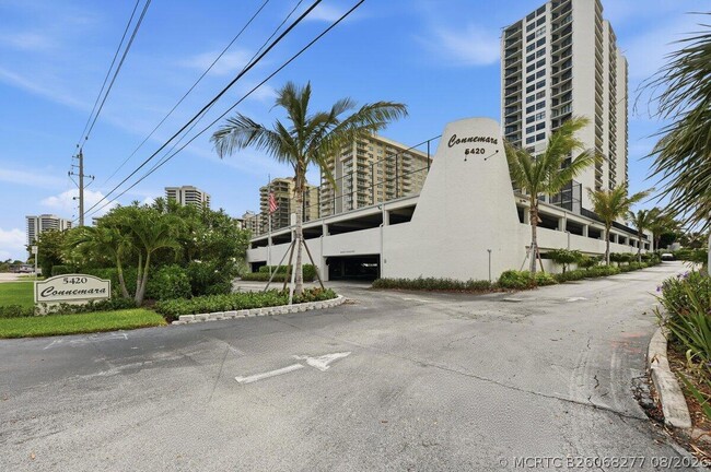 Building Photo - 5420 N Ocean Dr