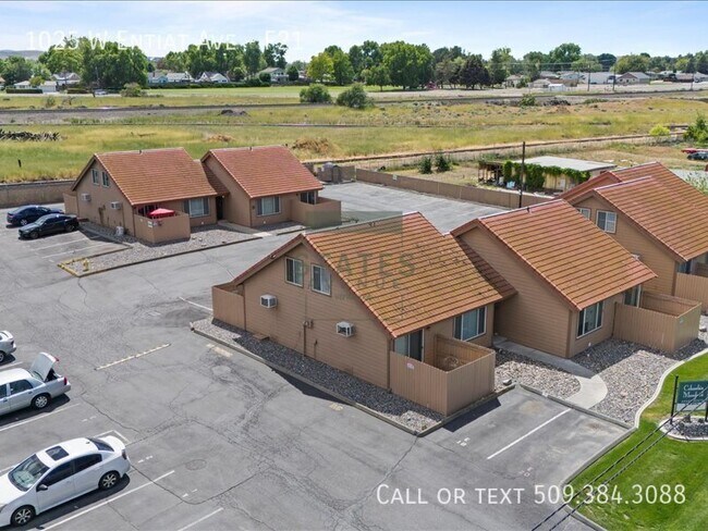 Foto del edificio - 1025 W Entiat Ave